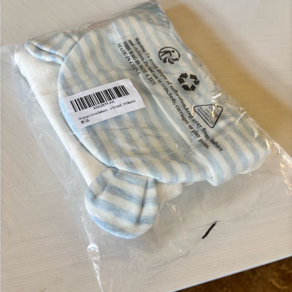 Baby Boy Newborn Bear Ear Caps Set - Picture 3 of 8